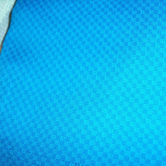 Greg Norman Play Dry Blue Checked Polo Size Large, EUC - Picture 8 of 8